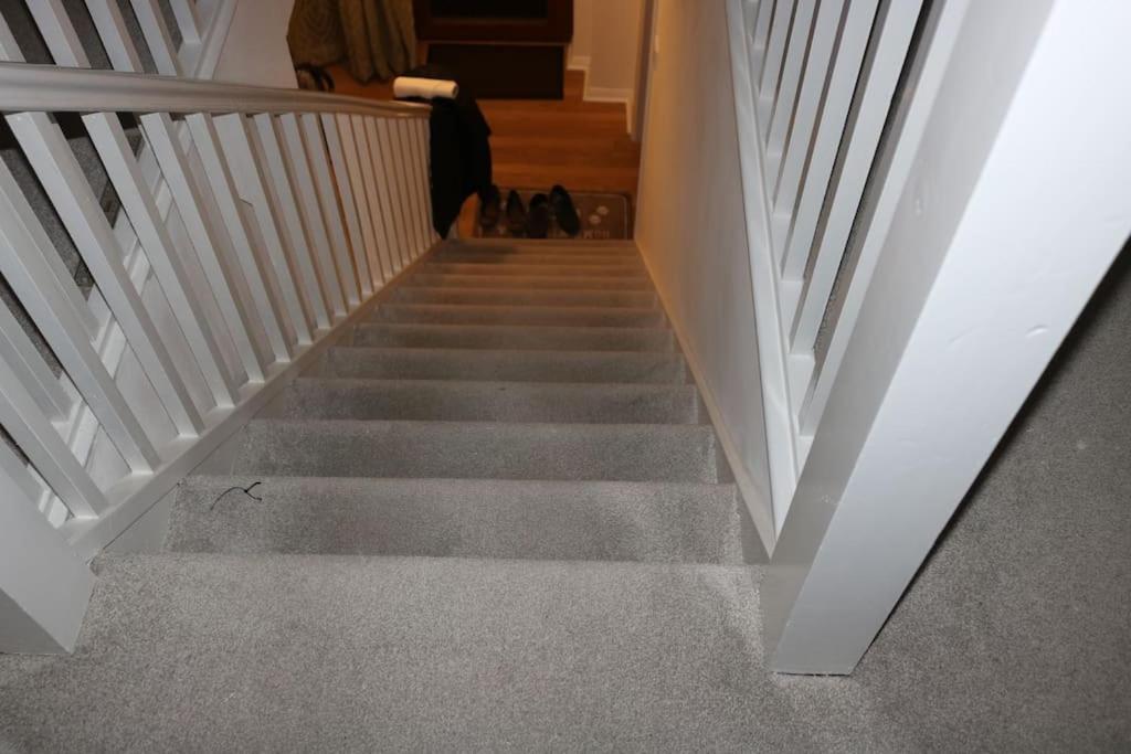 Entire -4 Bedrooms Detached House With Driveway Nottingham Esterno foto